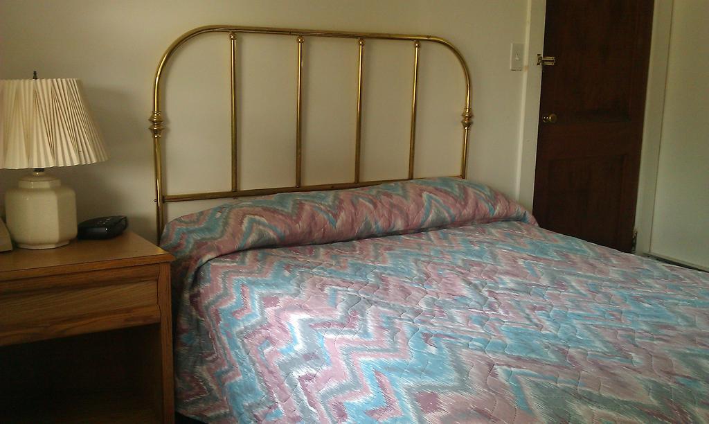 The Tallwood Motel Wells Ruang foto